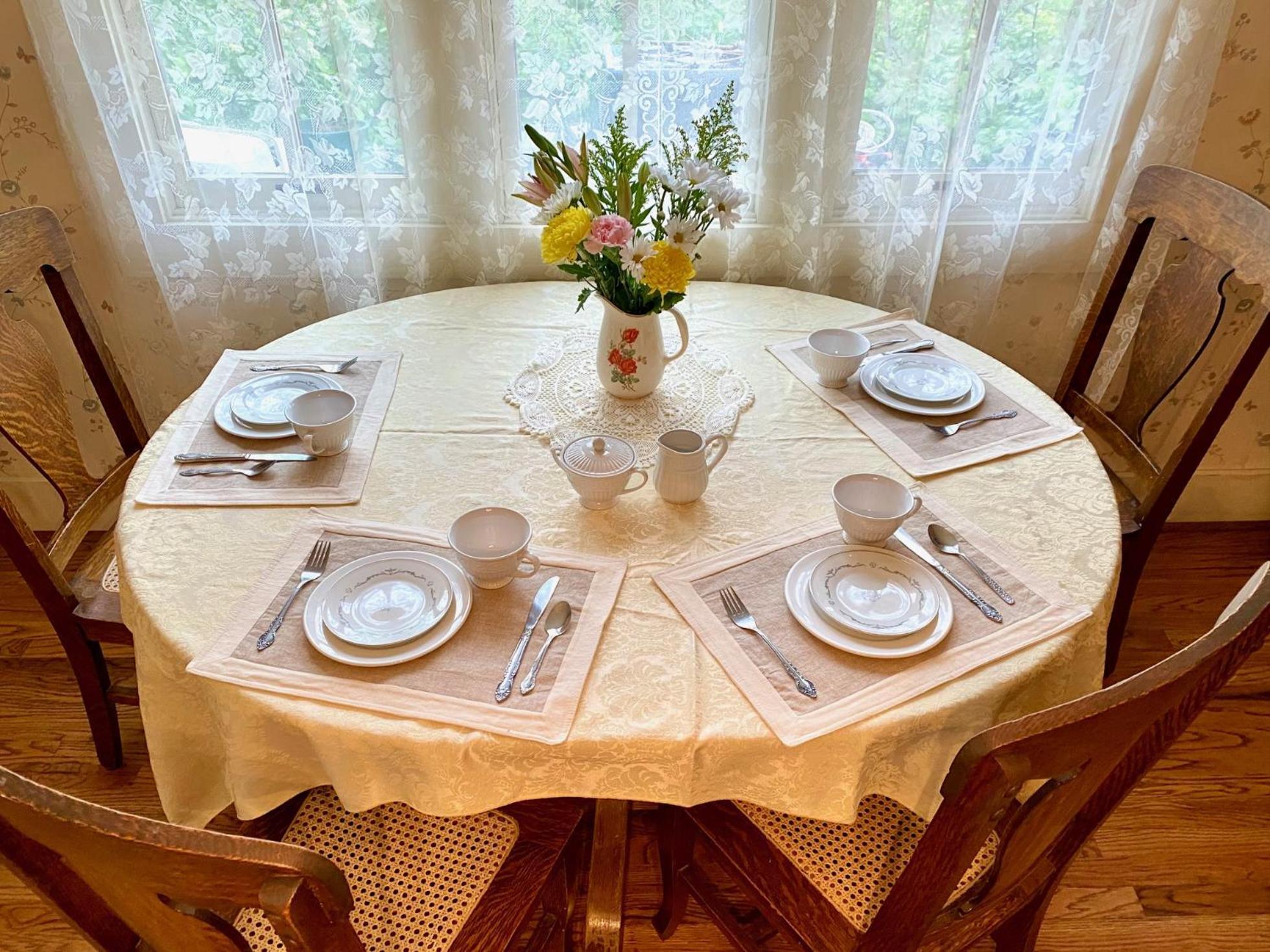 Pansy'S Parlor Bed & Breakfast Golden Kültér fotó