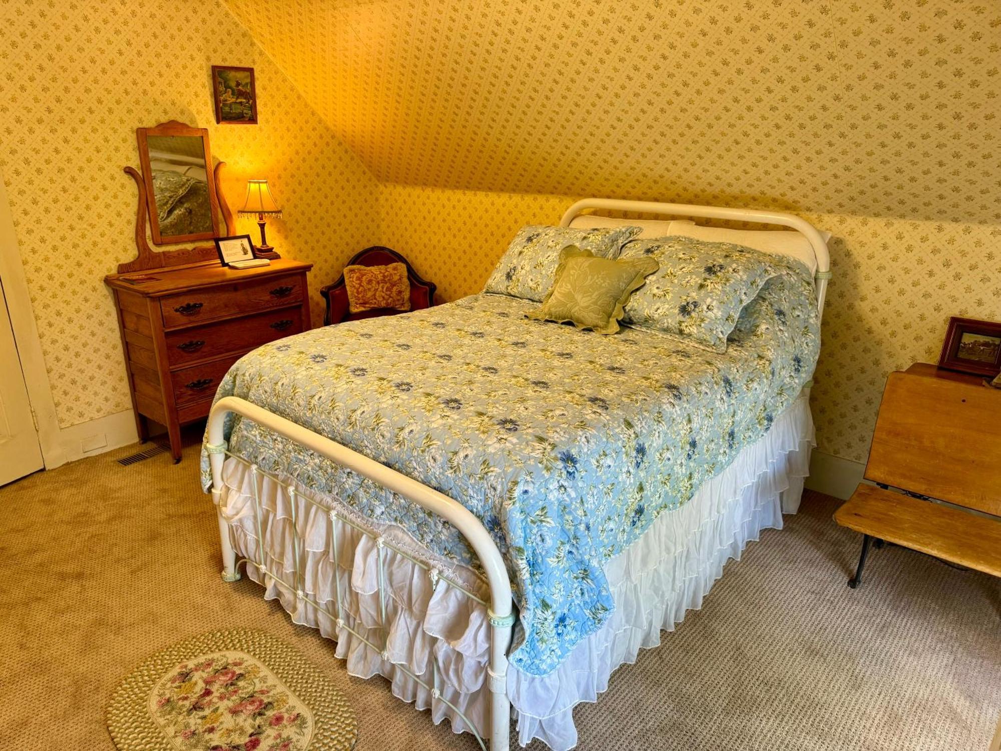 Pansy'S Parlor Bed & Breakfast Golden Kültér fotó